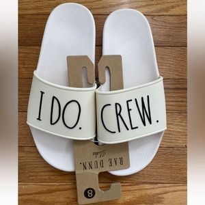 Rae Dunn Womens Slides "I Do Crew" Bridesmaids Wedding Sandals Size 8 NWT